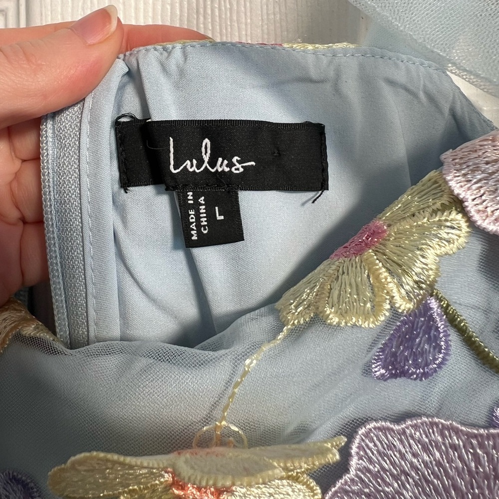 NWOT Lulu's Classic Romance 3D Floral Applique Tie-Strap Mini Dress - Picture 7 of 11